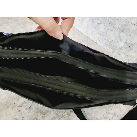 Embroidered Flowers Nylon Crossbody Bag Medium Capacity Shoulder Bag Blue Roses - Picture 8 of 12